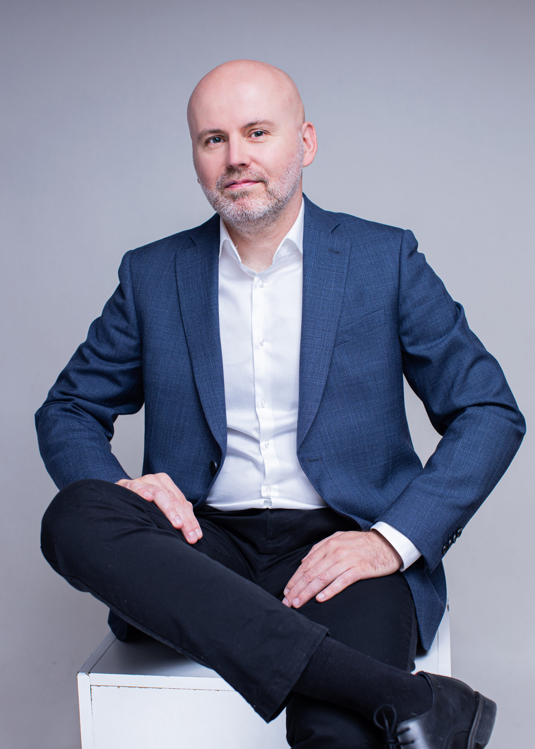 Remigiusz Pruszczak – ekspert GenAI, wdrożenia AI w finansach